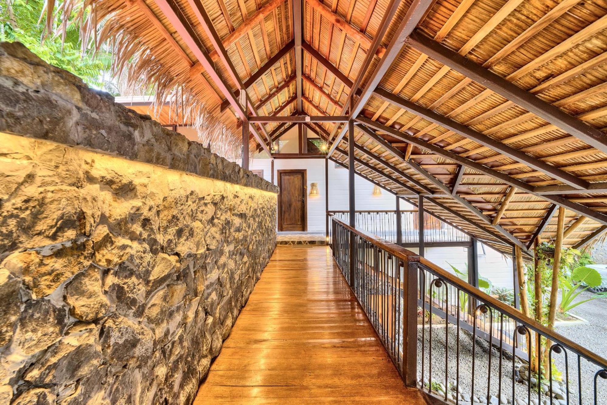 Conga Boutique Hotel Puerto Viejo de Talamanca Zewnętrze zdjęcie